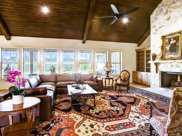 2130 Hartfield Rd, Round Top, TX 78954 thumbnail 9