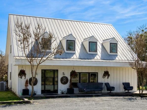 453 N Washington St, Round Top, TX 78954 thumbnail 2