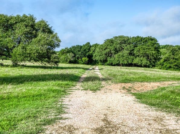 5 S Nassau Rd, Round Top, TX 78954 thumbnail 4