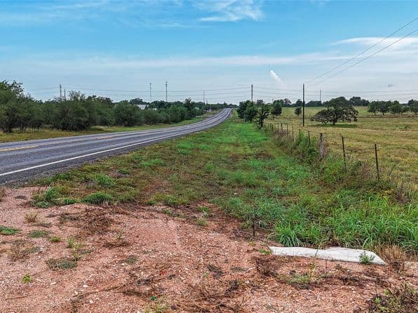 2171 E High Way #237, Round Top, TX 78954 thumbnail 6
