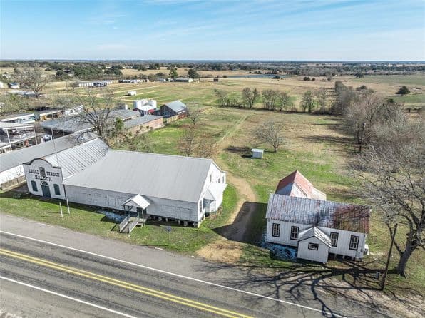 4391 S State Highway 237, Round Top, TX 78954