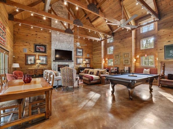 1585 Round Top Rd, Round Top, TX 78954 thumbnail 3