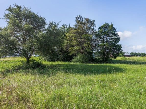 109 Compound Ln, Round Top, TX 78954 thumbnail 7