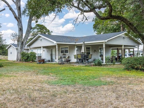 1440 N State Highway 237, Round Top, TX 78954 thumbnail 3