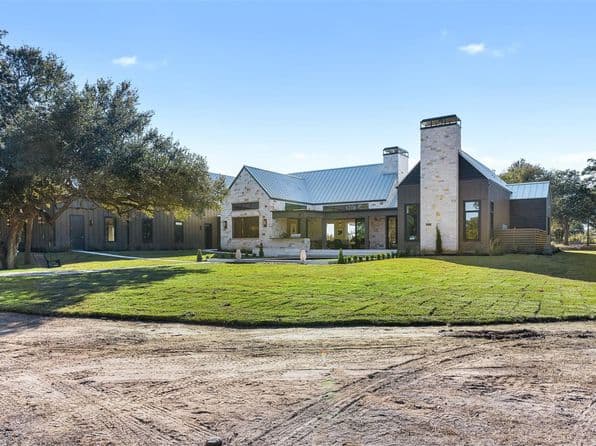 1030 Hackemack Rd, Round Top, TX 78954 thumbnail 4