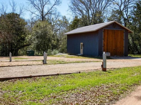 453 N Washington St, Round Top, TX 78954 thumbnail 10