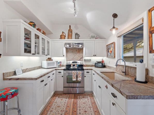 1585 Round Top Rd, Round Top, TX 78954 thumbnail 8