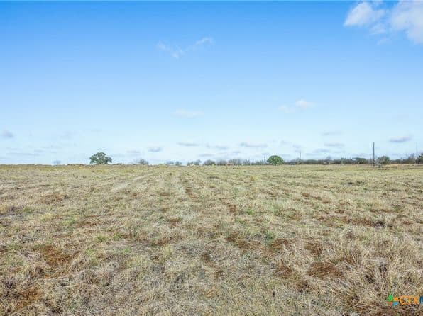 2179 E High Way #237, Round Top, TX 78954
