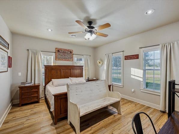 2510 Round Top Rd, Round Top, TX 78954 thumbnail 6