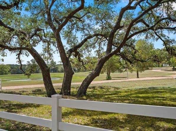3600 Noak Rd, Round Top, TX 78954 thumbnail 2