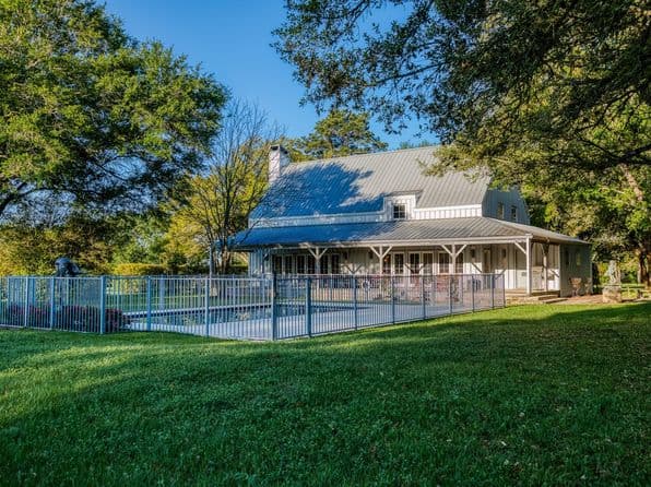 1585 Round Top Rd, Round Top, TX 78954 thumbnail 3