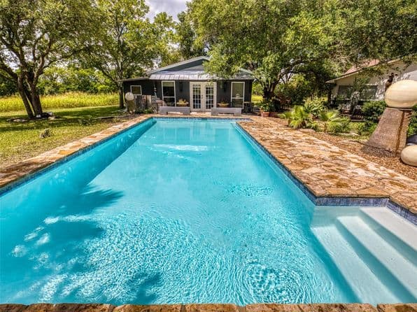 2105 N State Hwy #237, Round Top, TX 78954 thumbnail 9