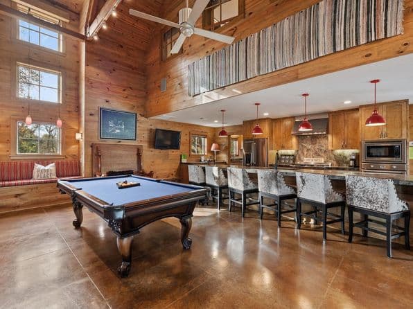 1585 Round Top Rd, Round Top, TX 78954 thumbnail 2