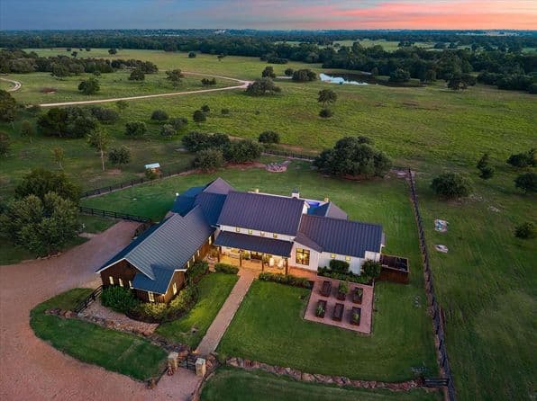 1600 S Weyand Rd, Round Top, TX 78954 thumbnail 2