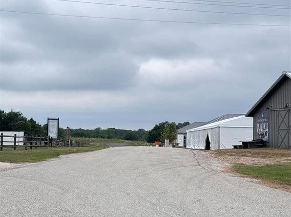 109 Compound Ln, Round Top, TX 78954 thumbnail 2