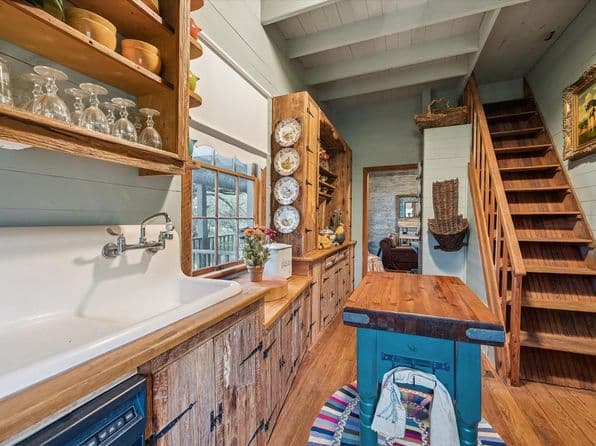 207 Bauer Rummel Rd, Round Top, TX 78954 thumbnail 3