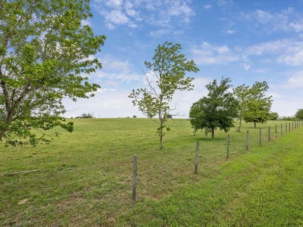 4435 Hartfield Rd, Round Top, TX 78954 thumbnail 6