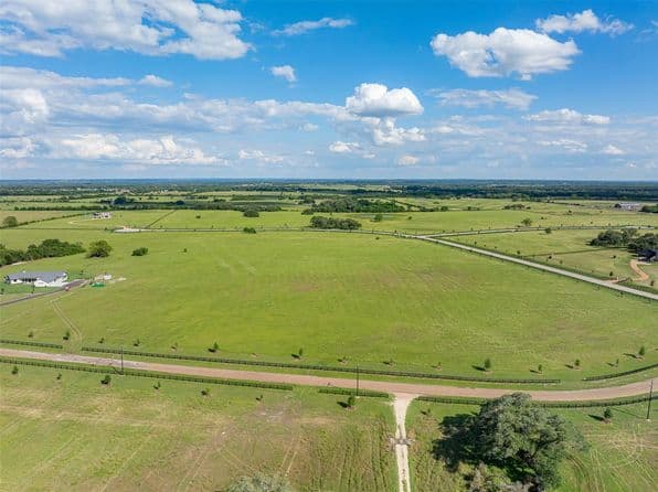 109 Hartfield Hill Ln Tract 13, Round Top, TX 78954 thumbnail 4