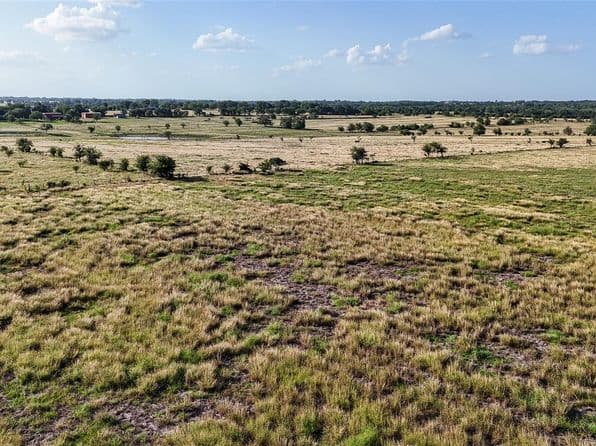 2179 E High Way #237, Round Top, TX 78954 thumbnail 4