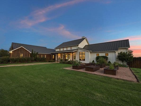 1600 S Weyand Rd, Round Top, TX 78954 thumbnail 4
