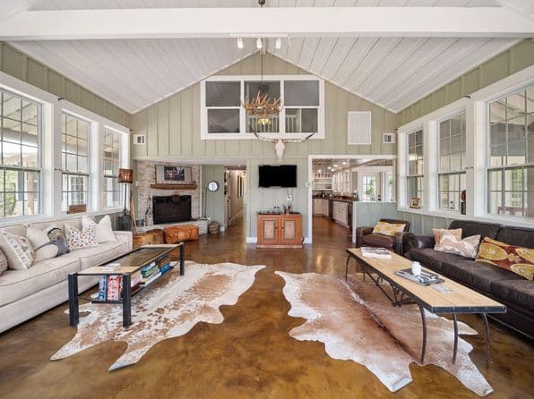 2165 Round Top Rd, Round Top, TX 78954 thumbnail 9