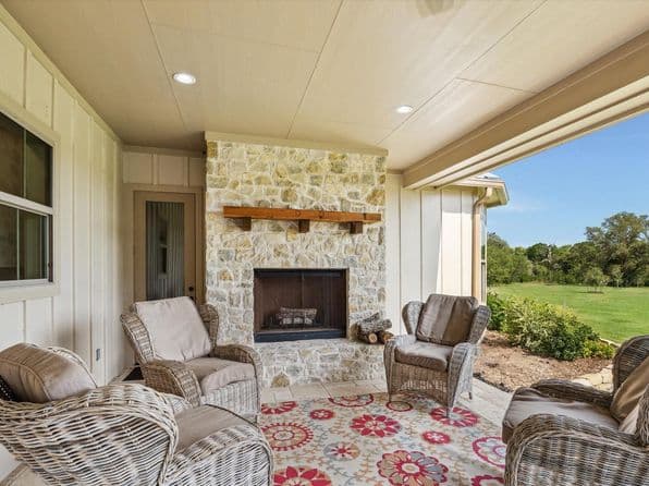 2130 Hartfield Rd, Round Top, TX 78954 thumbnail 3