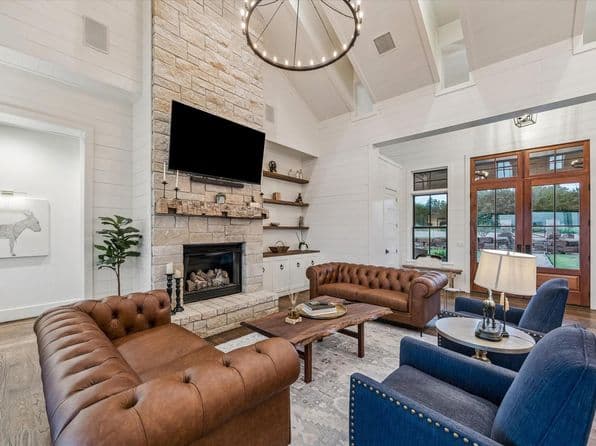 1600 S Weyand Rd, Round Top, TX 78954 thumbnail 10