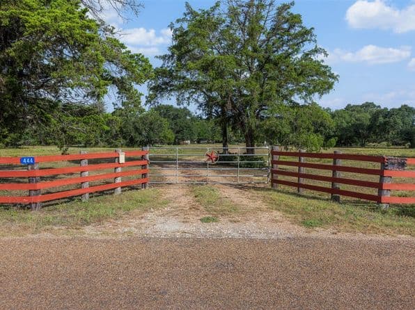 444 N Nassau Rd, Round Top, TX 78954 thumbnail 4