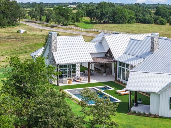 115 Reserve Way, Round Top, TX 78954