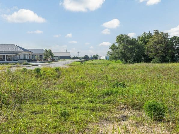 109 Compound Ln, Round Top, TX 78954 thumbnail 3