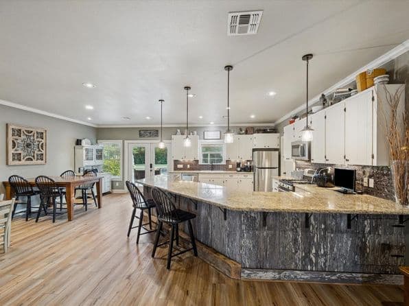 2510 Round Top Rd, Round Top, TX 78954 thumbnail 5