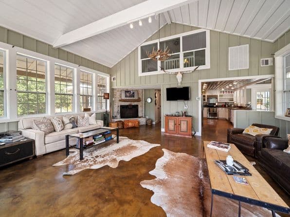 2165 Round Top Rd, Round Top, TX 78954 thumbnail 2