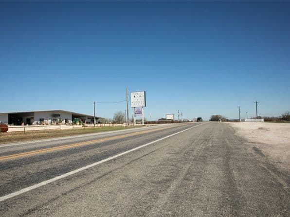 1503 N State Highway 237, Round Top, TX 78954 thumbnail 3