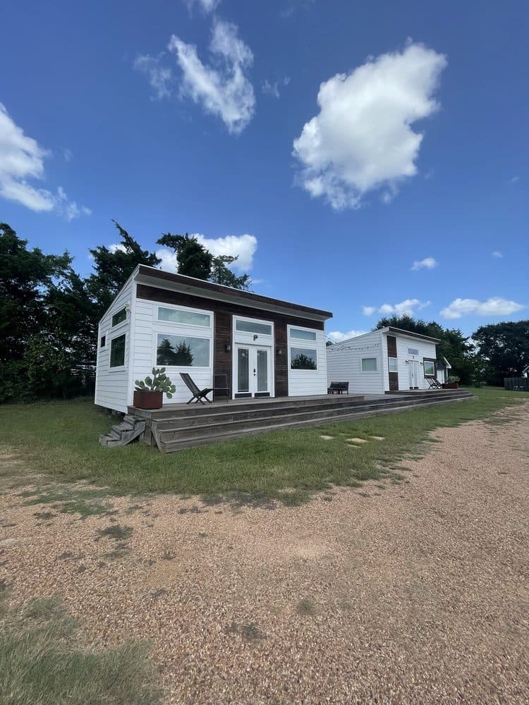 The Vintage Round Top photo 2