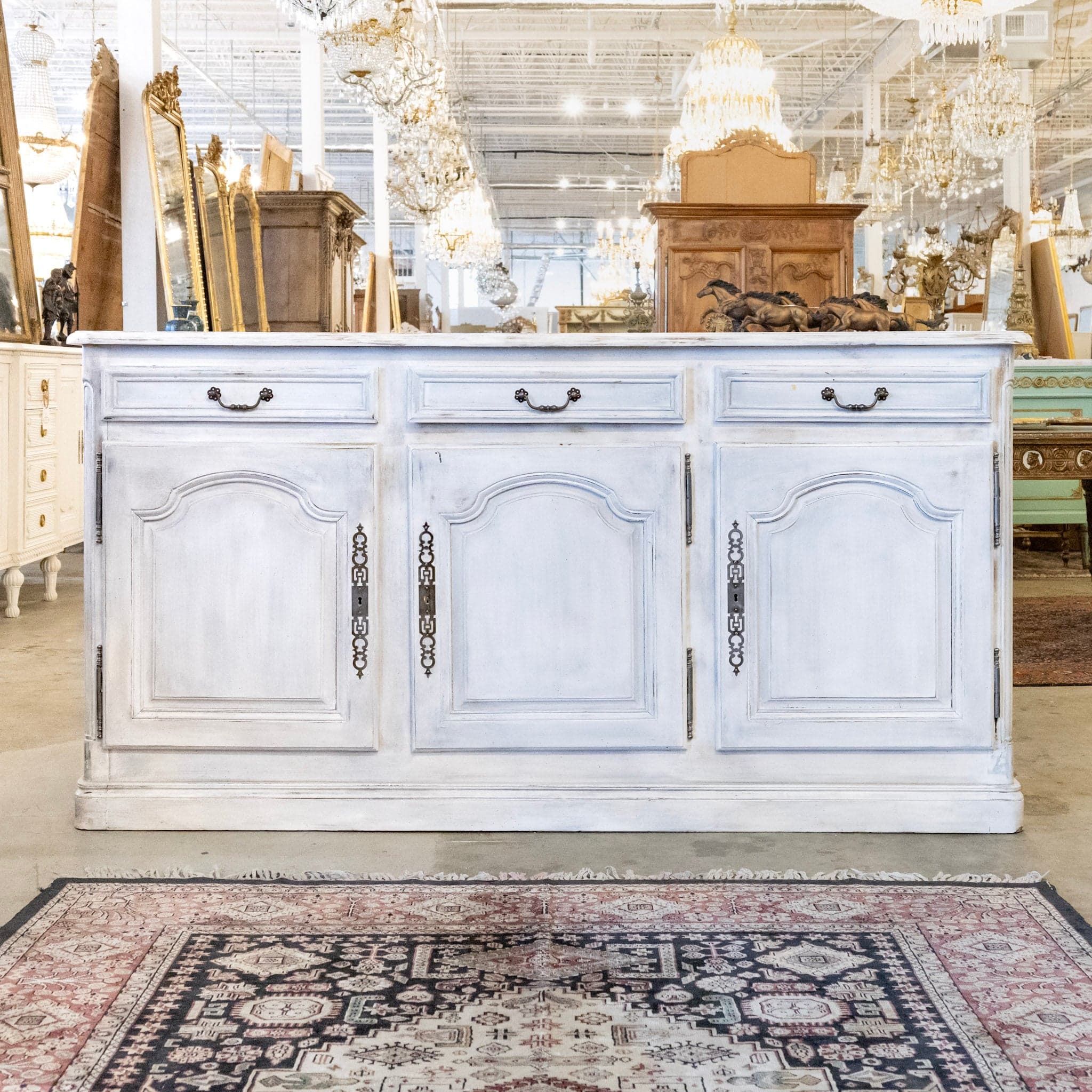 Le Chateau European Interiors photo 2