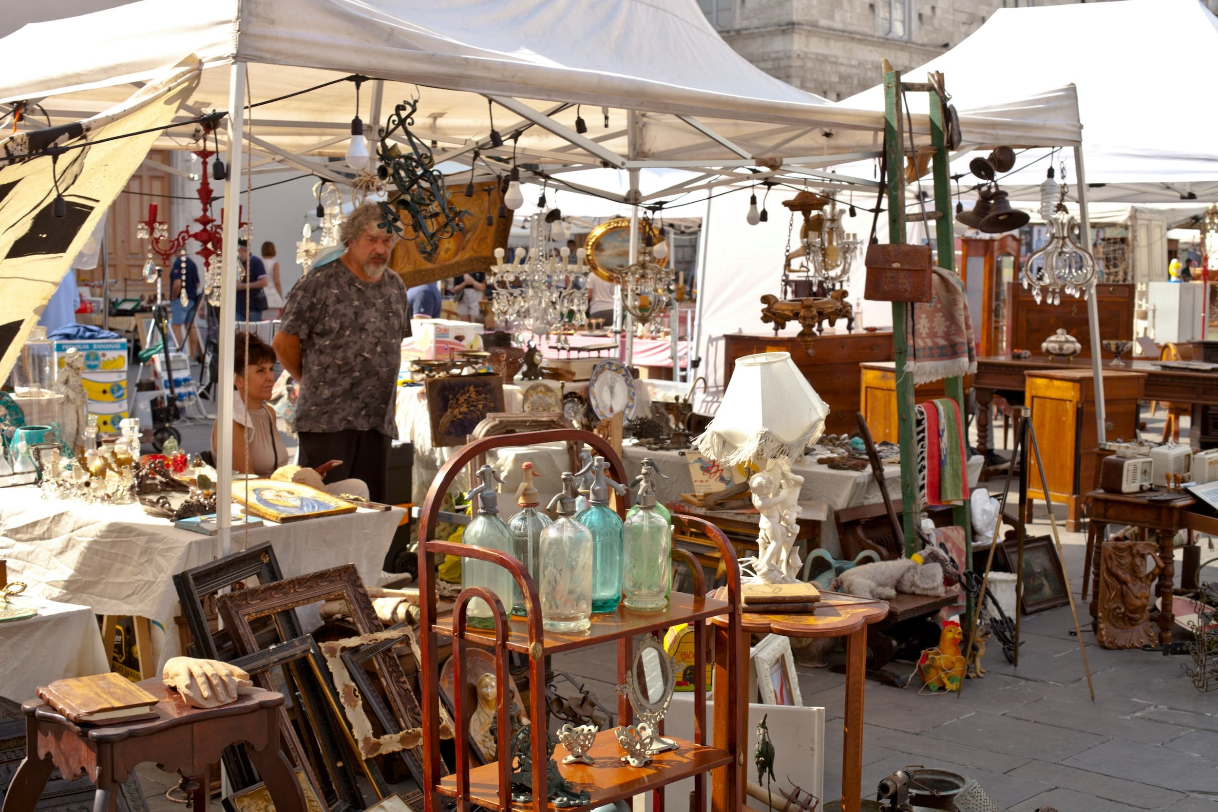 The Reseller's Guide to Round Top: Finding Inventory with Margin