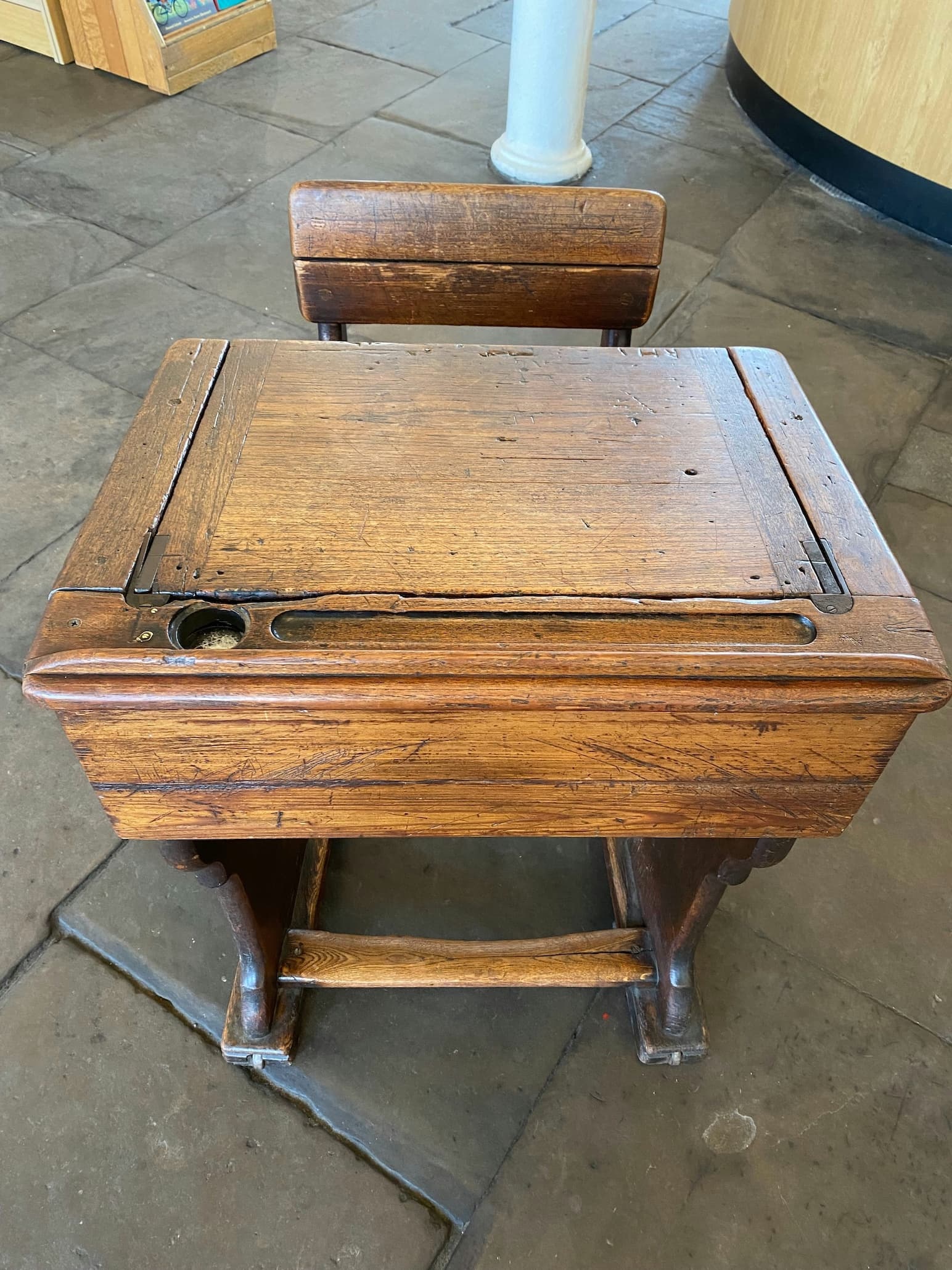 The Furniture Flipper's Guide to Round Top: Hardware, DIY & Affordable Finds