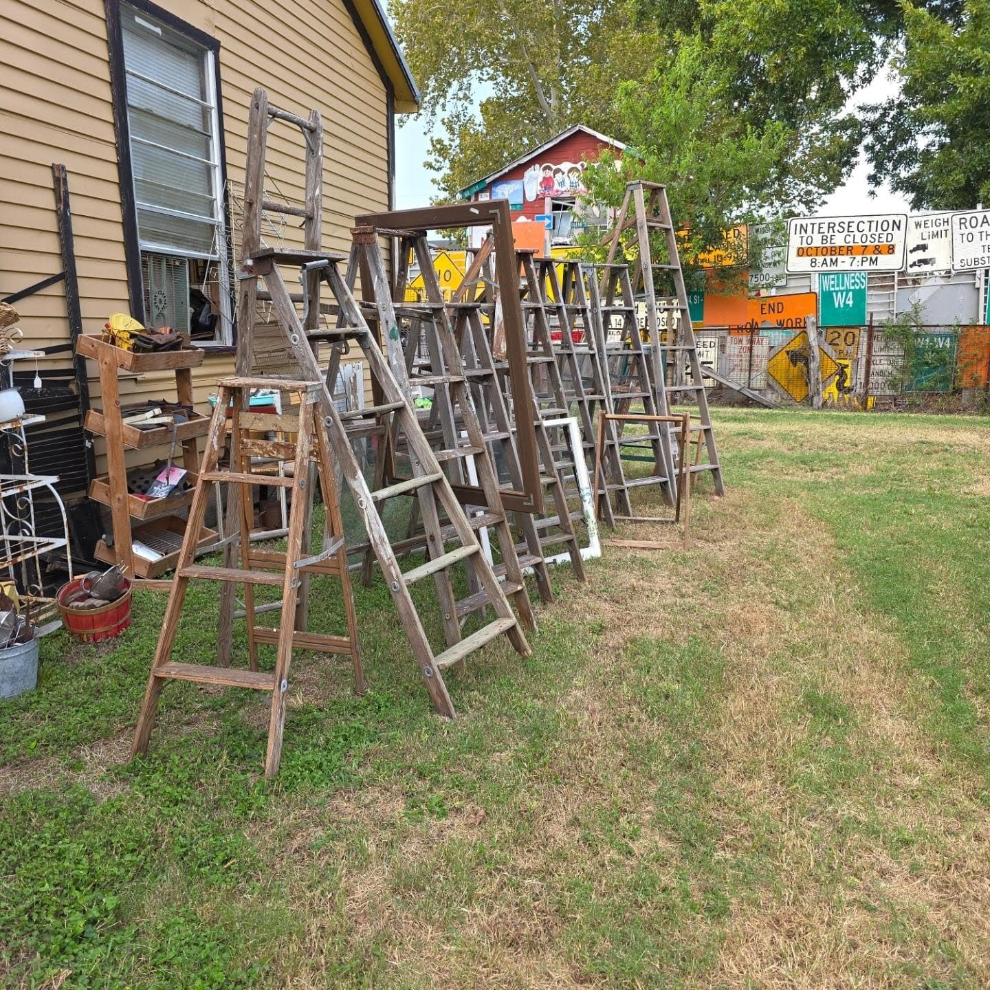 Artsy Fartsy Antiques & More