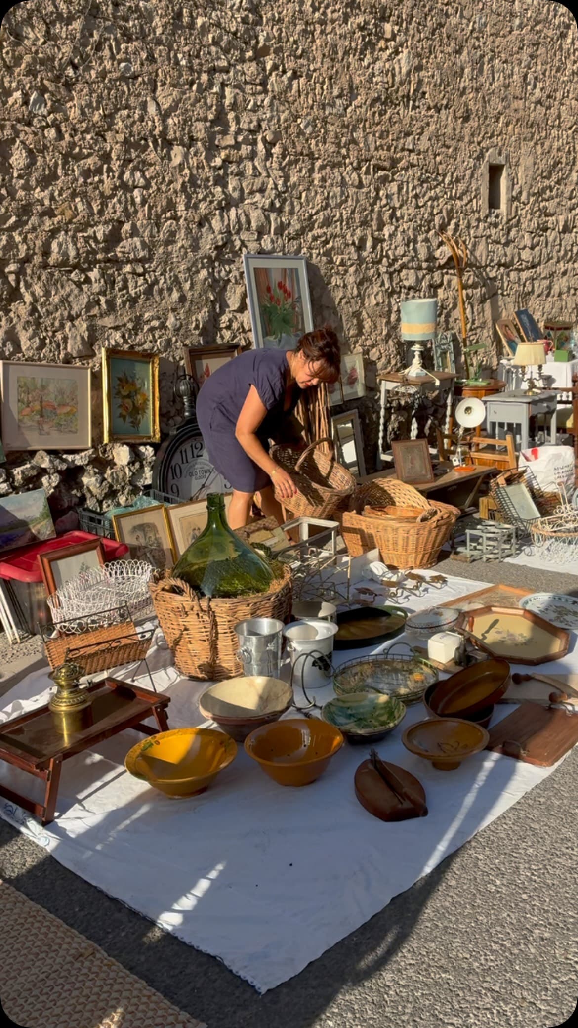 La Petite Antique Co.