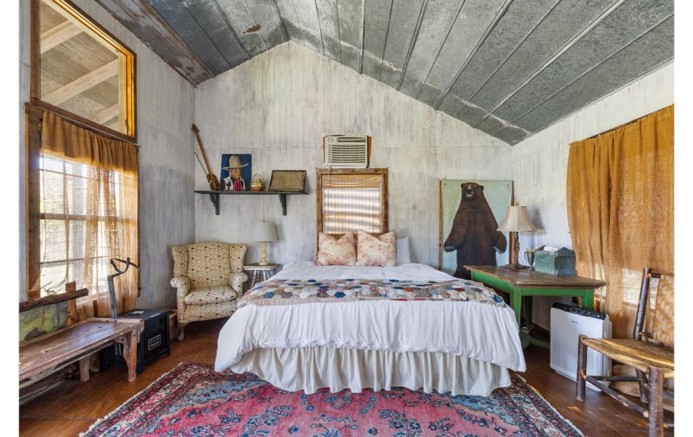 Historical country cabin in Round Top! photo 2