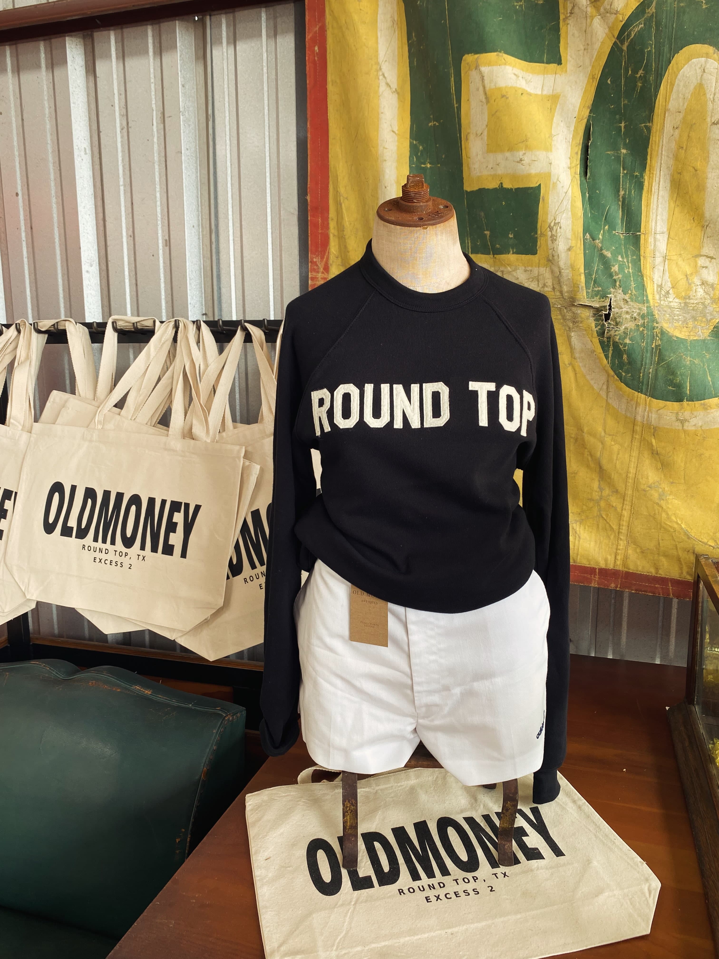 Oldmoney Antiques and Market photo 2
