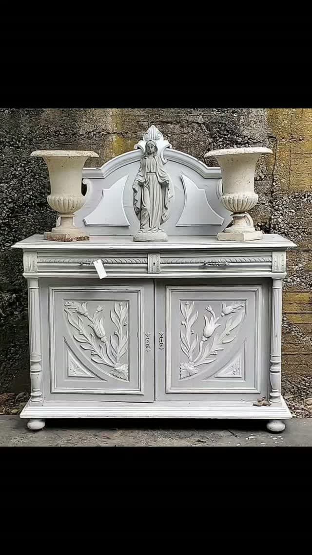 William Holcomb Antiques photo 3