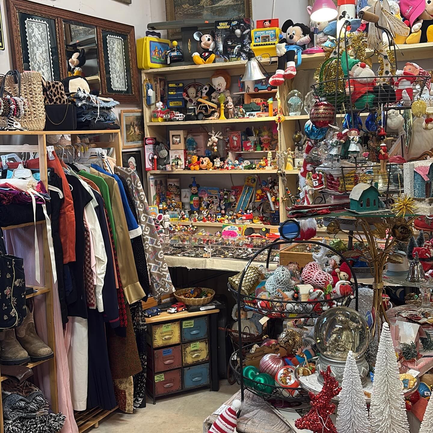 Get it Sold Estate Sales photo 3