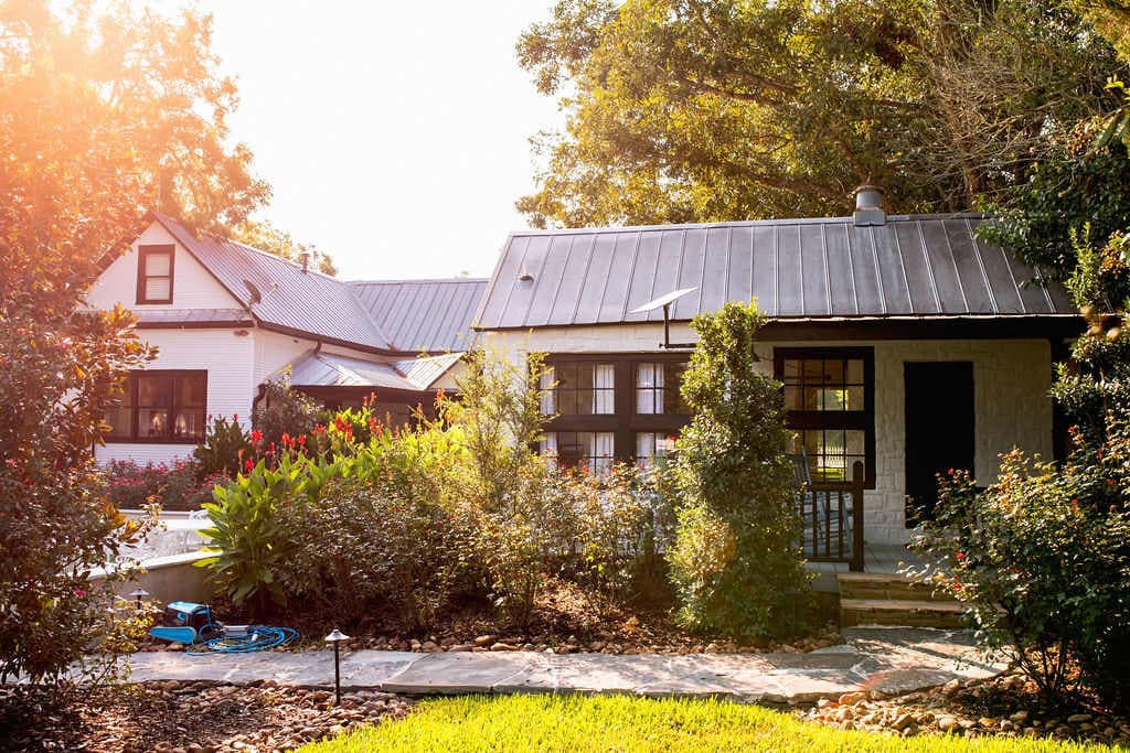 Rabbit Hole Motel-Cottontail photo 2