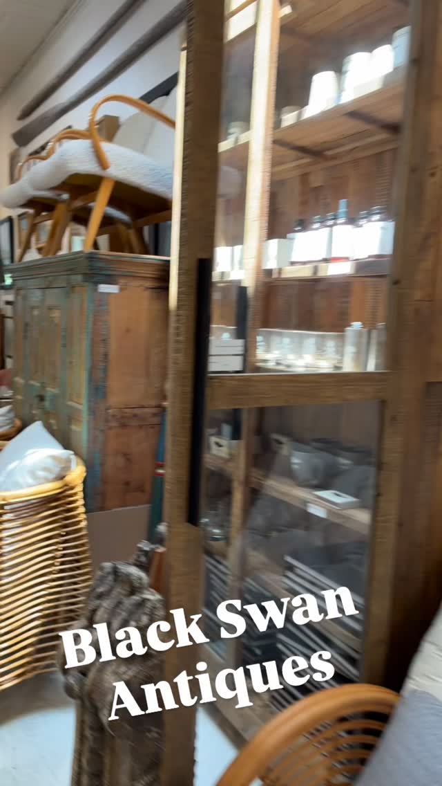 Black Swan Antiques