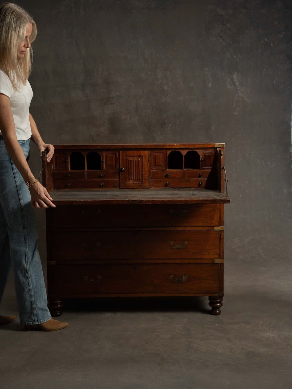 Virginia Richardson Antiques